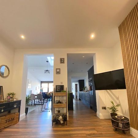 Luxury Spacious Renovated Townhouse Grantham Esterno foto
