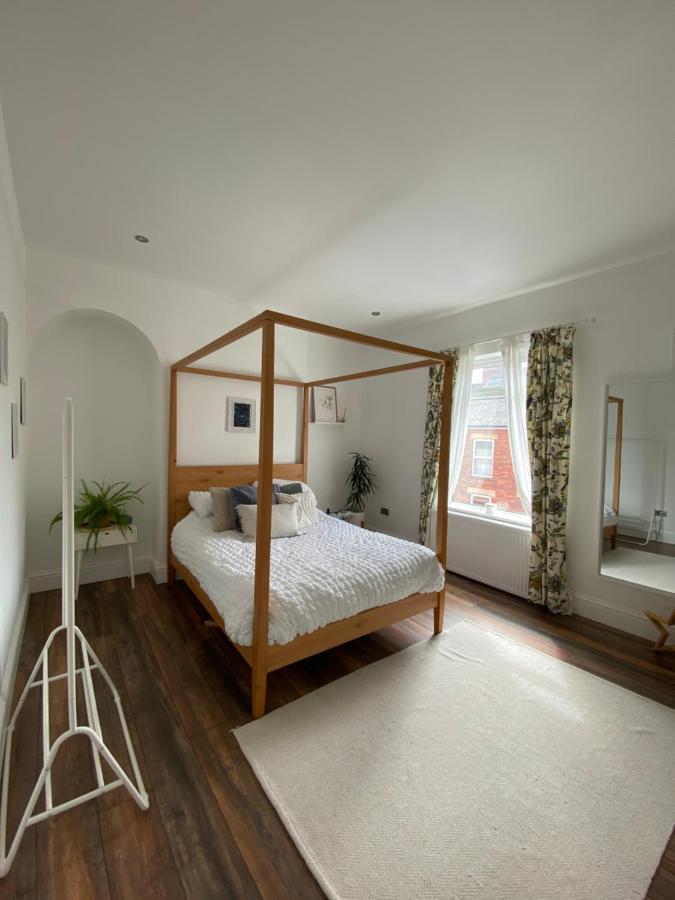 Luxury Spacious Renovated Townhouse Grantham Esterno foto