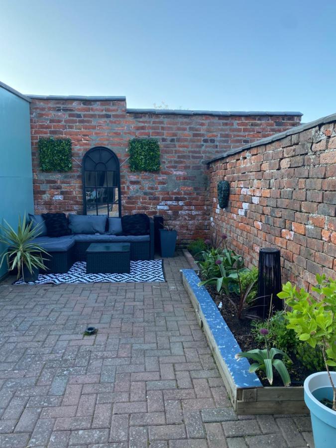 Luxury Spacious Renovated Townhouse Grantham Esterno foto