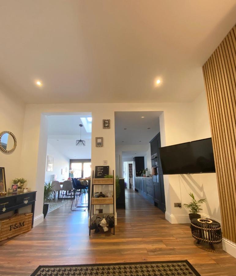 Luxury Spacious Renovated Townhouse Grantham Esterno foto
