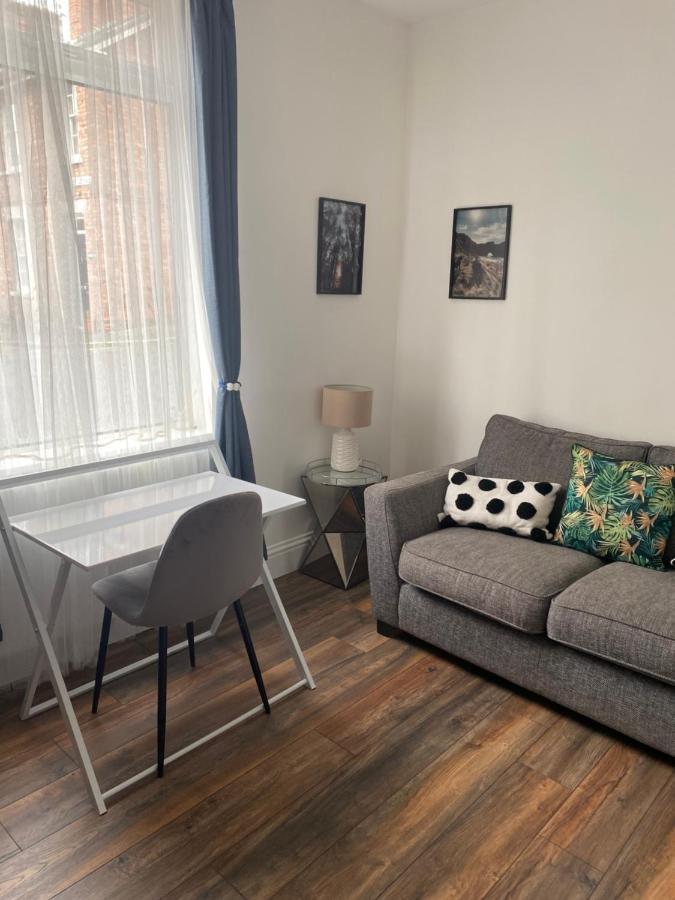 Luxury Spacious Renovated Townhouse Grantham Esterno foto